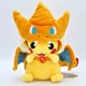 Мягкая игрушка плюшевая Tomy Pokemon Пикачу 21 см с улыбкой в костюме дракона Чаризард Покемон - изображение 1