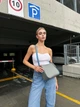 Містка та стильна сіра шкіряна жіноча сумочка кросбоді прямокутної форми з довгим ремінцем Lamponi Victoria grey/blue - зображення 7