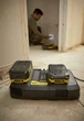Зарядное устройство для 2 аккумулятора Stanley FATMAX SFMCB24 - изображение 4