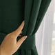 Короткі темні однотонні штори для кухні Adagio Windows Decor у розмірах 1,4 х1,7м -2шт, щільні фіранки з підхватами у зеленому кольорі - изображение 2