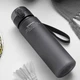 Спортивна пляшка PAWCAN 560 мл чорна (LB-24412) - зображення 1