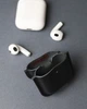 Шкіряний чохол MERE для Apple AirPods 1/2 Чорний - изображение 4