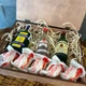 Подарункова коробка з дерева з декоративним наповнювачем бокс 20,5х16х3,7 вяз з кришкою на завісах - зображення 7