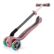Дитячий самокат з сидінням та ручкою Globber GO UP Deluxe Lights пастельно-рожевий (646-210) - изображение 13