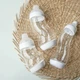 Скляна пляшечка Difrax S-bottle Wide White Антиколікова з силіконовою соскою Біла 310 мл (737FE White) - зображення 2