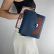 Сучасна та стильна шкіряна жіноча сумка кроссбоді Lamponi Chest one blue/coral/brown - зображення 6
