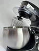 Планетарный стационарный миксер тестомес Royalty Line RL PKM 1600 Вт Black электрический домашний с чашей из нержавейки на 6 л насадка для теста венчик для взбивания - изображение 7