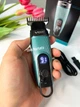 Аккумуляторный триммер для стрижки бороды и усов VGR V-975 с дисплеем и 4 сменными насадками 1-4 мм Бирюзовый - изображение 4