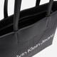 Torebka shopper damska Calvin Klein K60K610276-BDS Czarna (8719856819712) - obraz 5