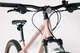 Велосипед KTM PENNY LANE 271 27.5" рама M/42 2023 Розовый (9008594450400) + подарок Комплект фара + задняя мигалка Knog Plugger Front Twinpack 350/10 Lumens(with Plug Rear) - изображение 5
