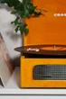 Вініловий програвач Crosley Voyager Yellow Velvet з Bluetooth, грамофон з вбудованими колонками для вінілових дисків - зображення 5