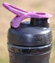 Шейкер BlenderBottle SportMixer с шариком 820 мл Черно-фиолетовый (SM 28oz Black/Plum) - изображение 8