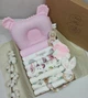 Набор для новорожденного: подушка, пеленки и игрушки a.l.babybox Горох белый на розовом - изображение 1