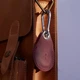 Шкіряний чохол-брелок для AirTag INCARNE Key Tag Бордо - зображення 4