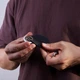 Кожаный чехол-брелок для AirTag INCARNE Key Tag Черный - изображение 2