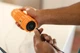Вибрирующий компактный массажный валик (роллер, ролик) Trigger Point NANO Vibe 190x65 мм Orange (США) - изображение 10