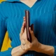 Кожаная обложка для паспорта INCARNE с тиснением Бордо - изображение 4