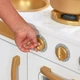 Детская кухня KidKraft White And Gold Vintage, KK53445 - изображение 10