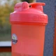 Шейкер спортивний BlenderBottle Classic 28oz/820ml Coral (Original) - зображення 8