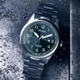 Годинник наручний CITIZEN BM7570-80X в зеленому та сріблястому кольорах. - зображення 1