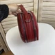 Сумка женская через плечо кросс-боди круглая под рептилию Красная - изображение 4