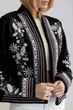 Женский пиджак Esq 5342 кашемировый черный с вышивкой, жакет-вышиванка M - изображение 5