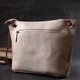 Женская кожаная сумка Vintage белая 26x18x6,5 см трапециевидная через плечо 60812 - изображение 11