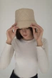 Панама стеганная женская теплая D.Hats молочного цвета - изображение 3