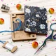 Шкатулка для рукоделия Wonderland Crafts FLZB(N)-123 Игольница (6*9см) - изображение 1