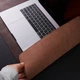 Кожаный коврик для рабочего стола INCARNE ProDesk (73x33 см) Коричневый - изображение 2
