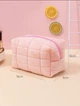 Косметичка жіноча плюшевая PLUSH 16см Рожева для косметики - зображення 6