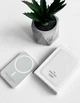 Беспроводной Повербанк PowerBank Log MagSafe A2384 - это портативное зарядное устройство. - изображение 5