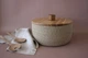 Кошик хлібниця ZHDANOVA BAGS&HOME з дерев‘яною кришкою круглий із джуту - зображення 5