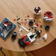 Конструктор LEGO Icons McLaren MP4/4 і Айртон Сенна 693 детелі (10330) - зображення 6