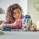 Конструктор LEGO Star Wars R2-D2 1050 деталей (75379) - изображение 10