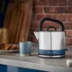Електрочайник Russell Hobbs 26421-70 Distinctions Black 1.5л, Strix, метал, сріблясто-синій - зображення 4