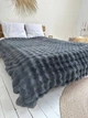 Королевский Кролик Меховое Покрывало - Плед 200x230 Графитовый Koloco - изображение 3