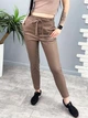 Демисезонные женские брюки из экокожи (тонкие) Fashion 48 мокко - изображение 5