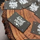 Пришивні бирки hand made 3*2 см чорні матові білий напис 100 шт - зображення 1