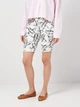 Шорты женские G-Star Raw D04945-9041-8674 25-32 Белые (8718603031155) - изображение 1