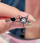 Готические серьги гвоздики пусеты с цепочкой Kuromi (Куроми) ,Hello Kitty, My Melody , Геншин Импакт Genshin Impact аниме корейский стиль y2k kpop черный (AN)21204 - изображение 1