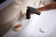 Смеситель для раковины HANSGROHE TECTURIS E Eco Smart (73010670) черный/матовый - изображение 3