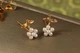 Сережки гвоздики Xuping Jewelry квіточки із перлинок 10 мм золотисті - зображення 2