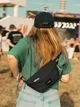 Сумка на пояс бананка тканинна середня Pacsafe GO sling pack 35100130 Чорна (0688334005849) - зображення 13