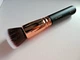 Кисть для тонального средства и пудры Zoeva 104 Buffer brush - изображение 3