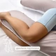 Подушка П-форма IDEIA 140х75х20 см U-shape для беременных, реабилитации и повседневного комфорта с наволочкой на молнии, антиалергенная беж/шоколад - изображение 6