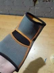 Фиксатор локтя LiveUp Elbow Support M Серый/белый 1 шт (LS5673-M) - изображение 4