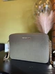 Женская сумка Michael Kors Jet Set Large Saffiano Leather Crossbody Bag (35T8GTTC9L) - изображение 1