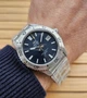 Годинник наручний ORIENT RA-AC0Q02L10B поєднує в собі блакитний та сріблястий кольори. - зображення 9