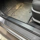 Накладки на внутренние пороги SUBARU OUTBACK IV BM 2009-2014 2 шт. Нержавейка Цвет Черный Карбон - изображение 5